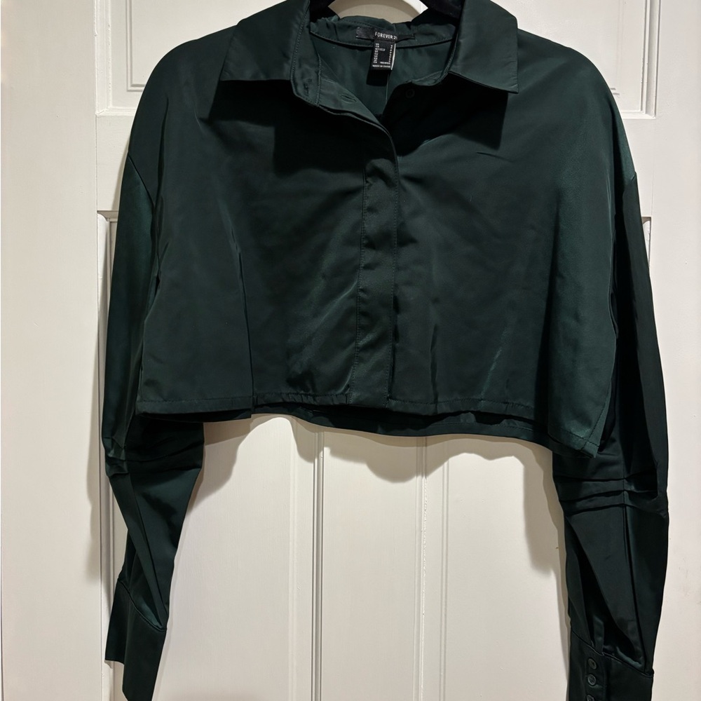 Forever 21 Deep Green Cropped Button Down Shirt
